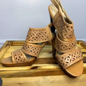 Nude Color Heeled Sandals, size 7